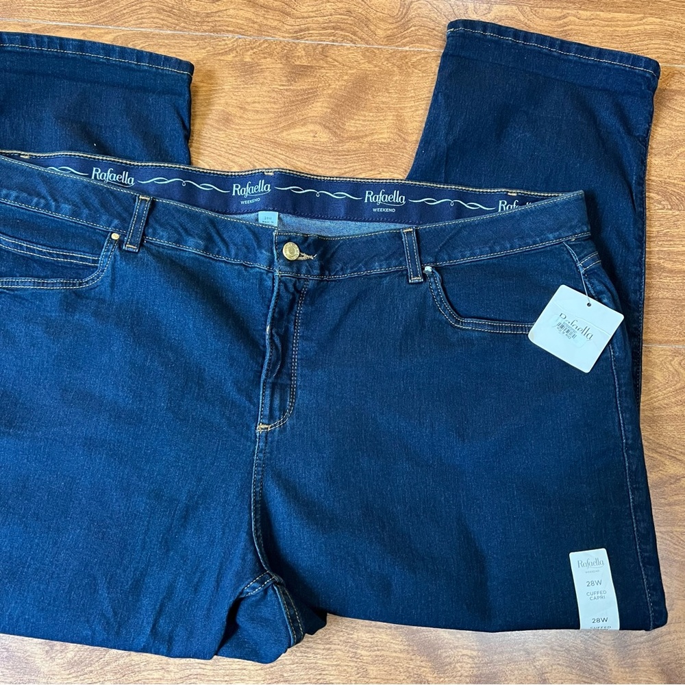Rafaella Weekend NWT indigo Cuffed Capri Denim Jeans plus size 28W - Picture 2 of 8